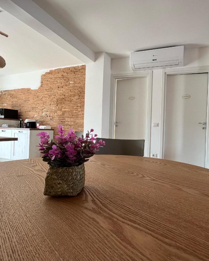 B&B Niu Susu Lanusei Eksteriør billede