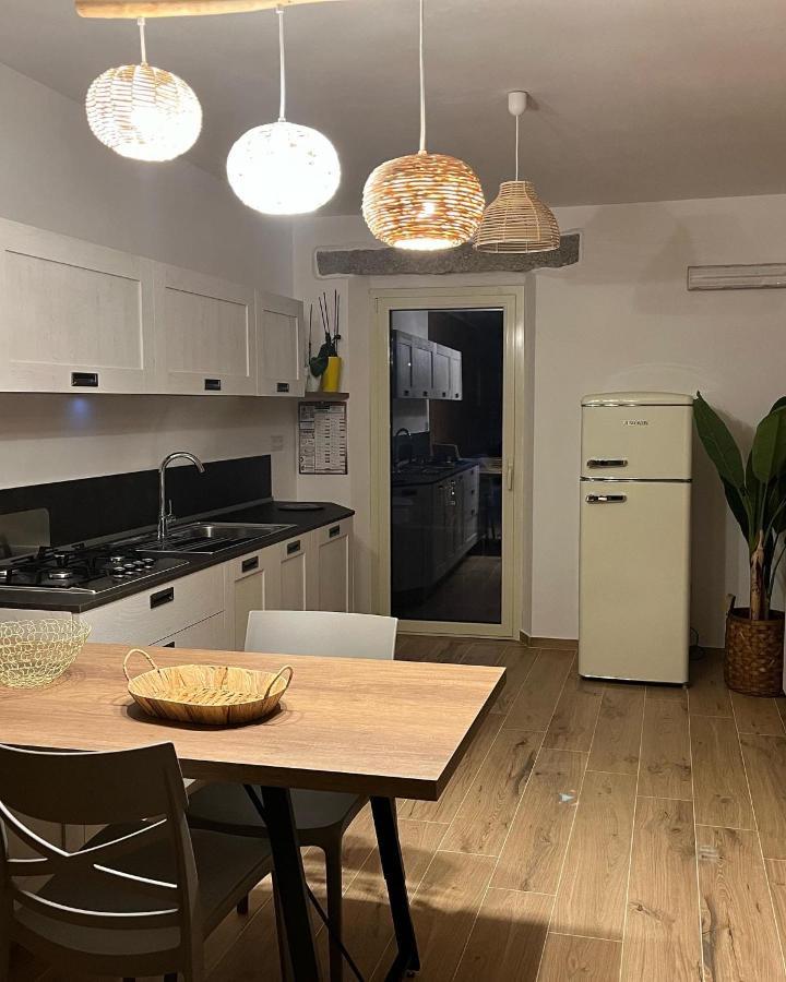 B&B Niu Susu Lanusei Eksteriør billede